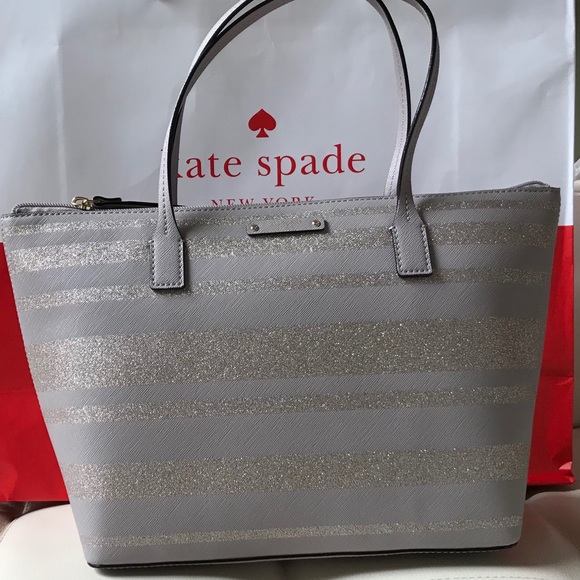 kate spade Handbags - NWT KATE SPADE NEW YORK HANI HAVEN LANE STRIPE BAG
